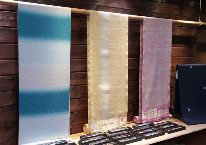 明日より「はおりもの様々」